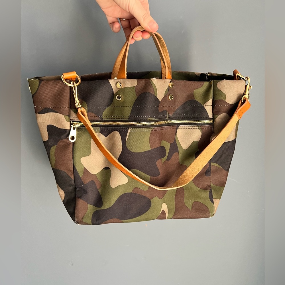 Boulevard - Camo Joey Tote Bag Purse
